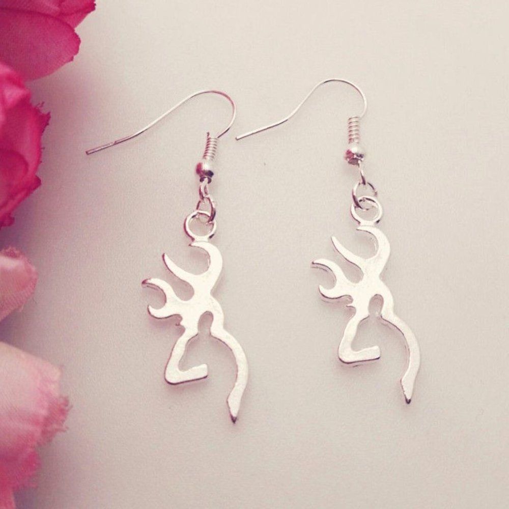 Silver Buck Head With Doe Head Insert Earrings